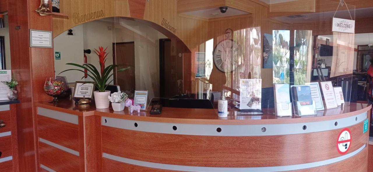 Brit Hotel Confort Helios แอกด์ ภายนอก รูปภาพ