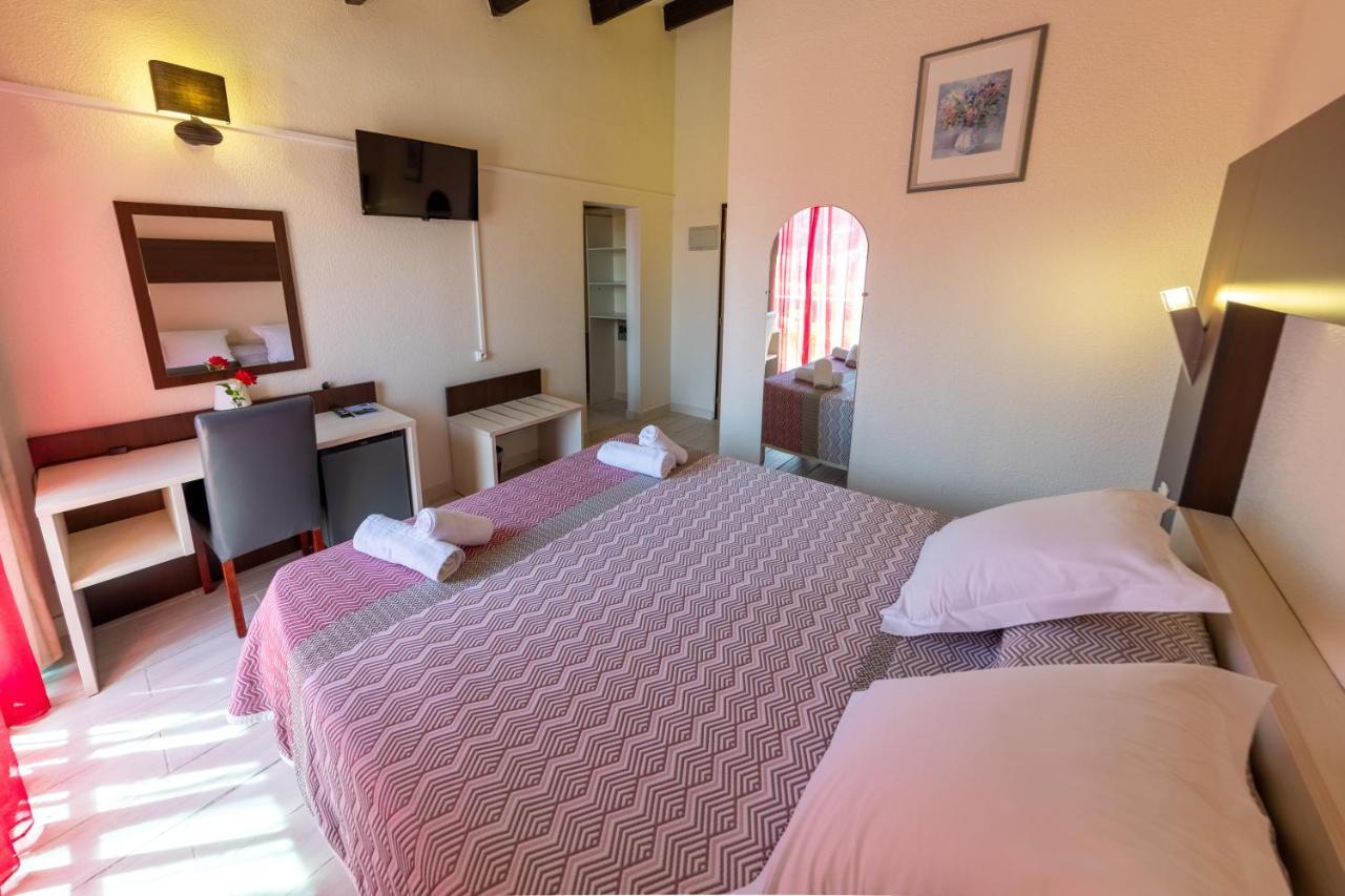 Brit Hotel Confort Helios แอกด์ ภายนอก รูปภาพ