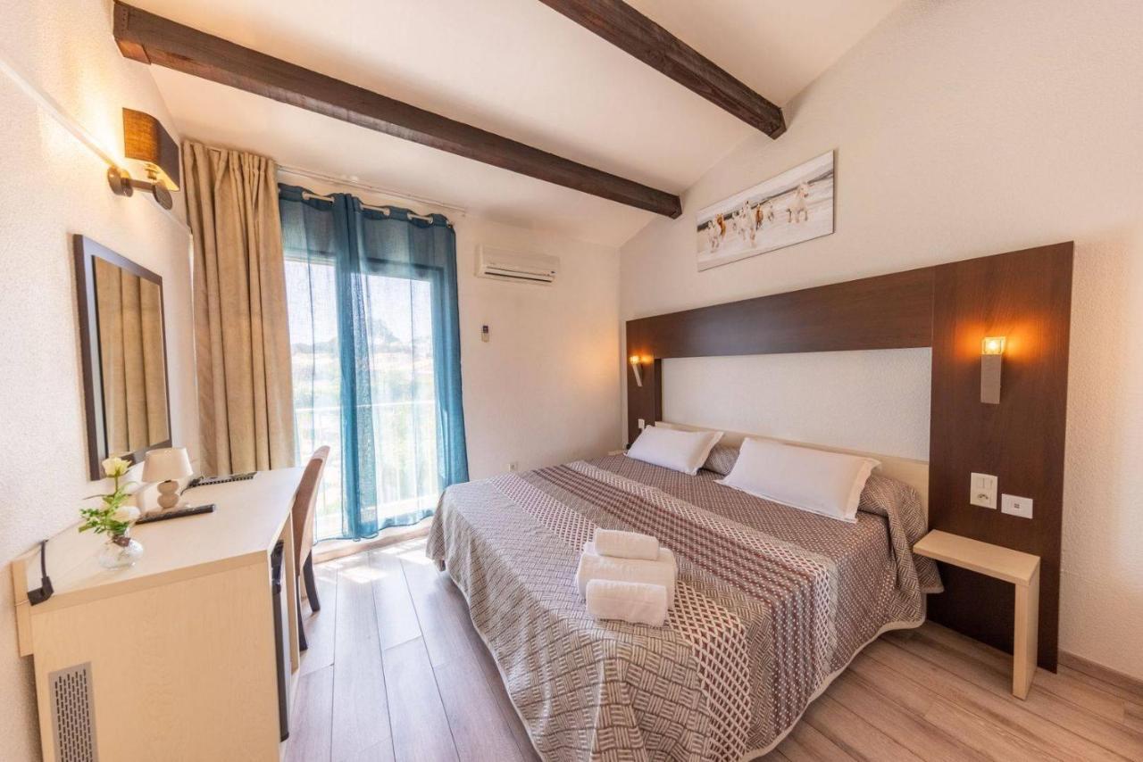 Brit Hotel Confort Helios แอกด์ ภายนอก รูปภาพ