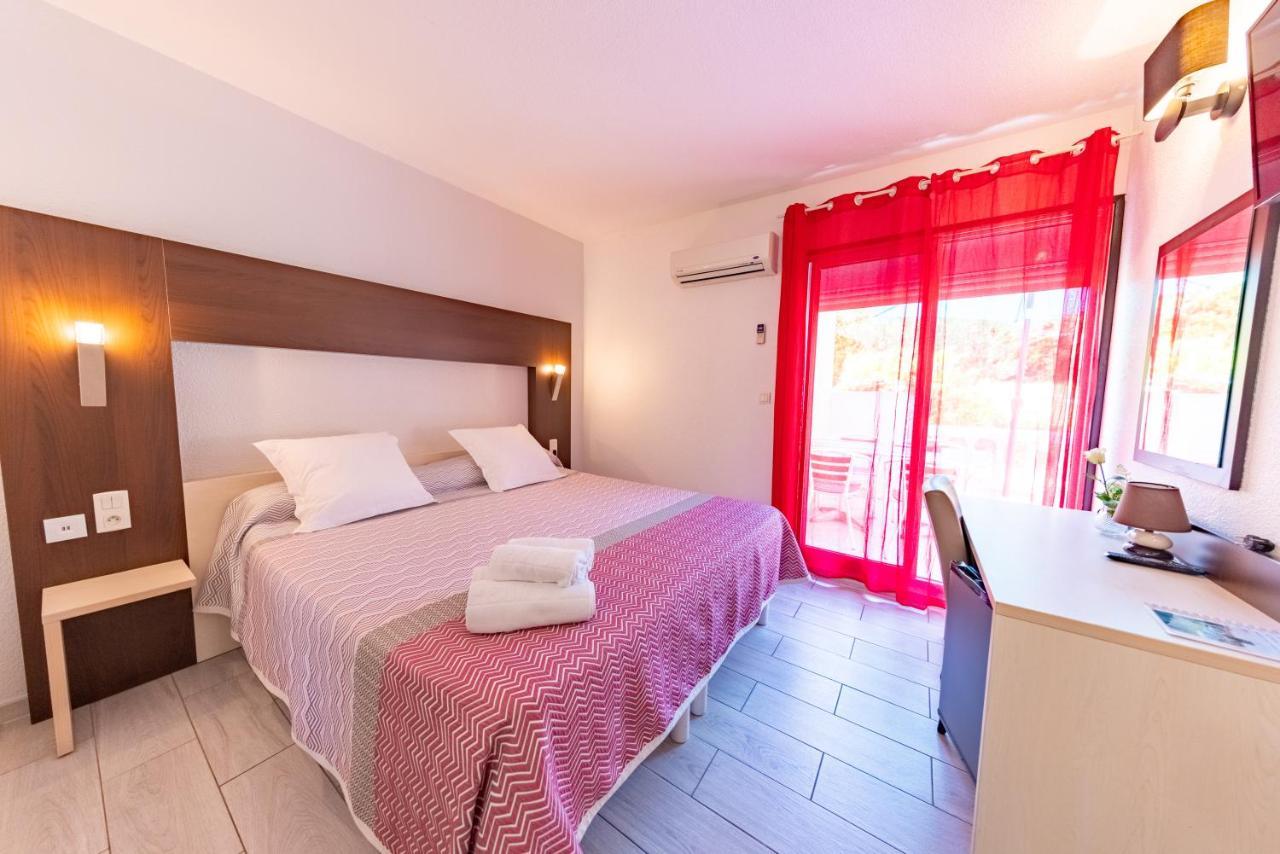 Brit Hotel Confort Helios แอกด์ ภายนอก รูปภาพ