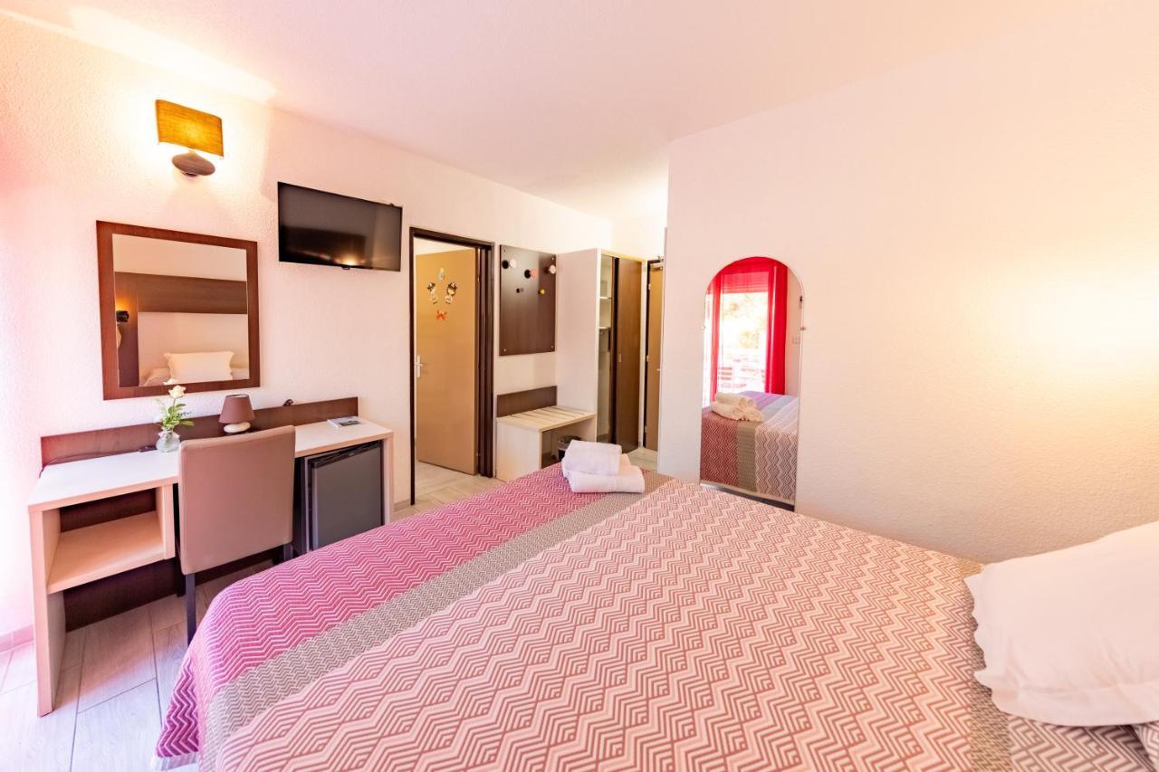 Brit Hotel Confort Helios แอกด์ ภายนอก รูปภาพ